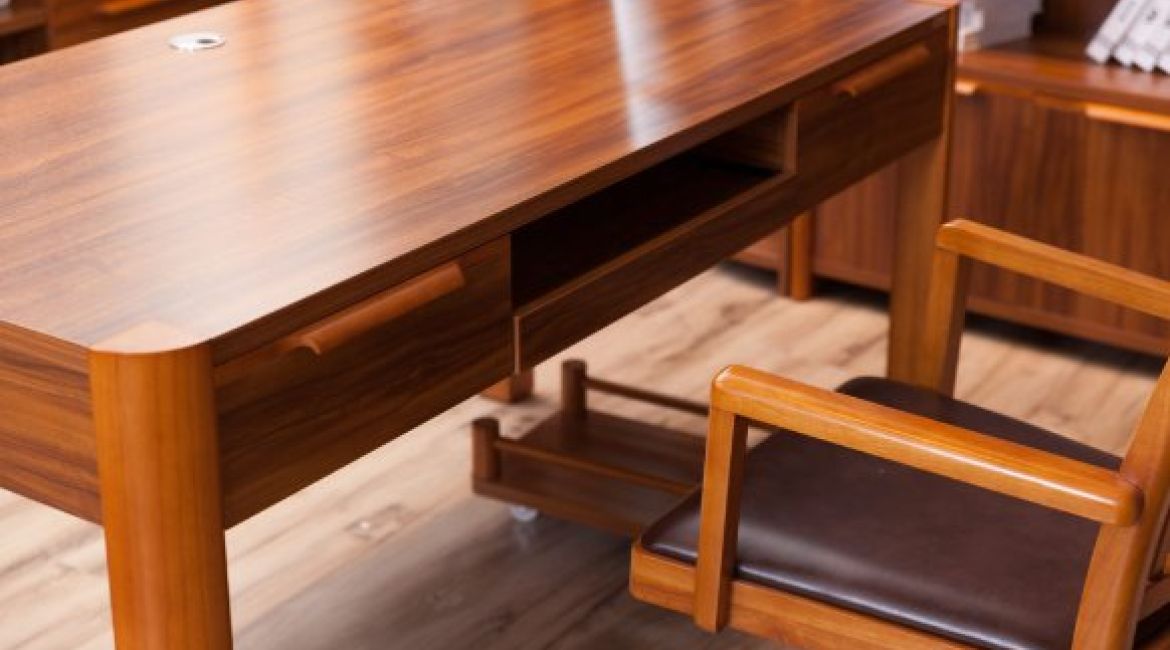 Guia da seladora: você sabe a importância de utilizar o produto em madeiras?