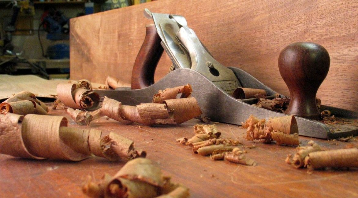 4 dicas para decorar com madeira