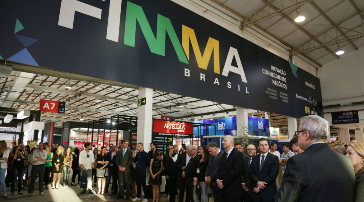 290 milhões de dólares em negócios realizados